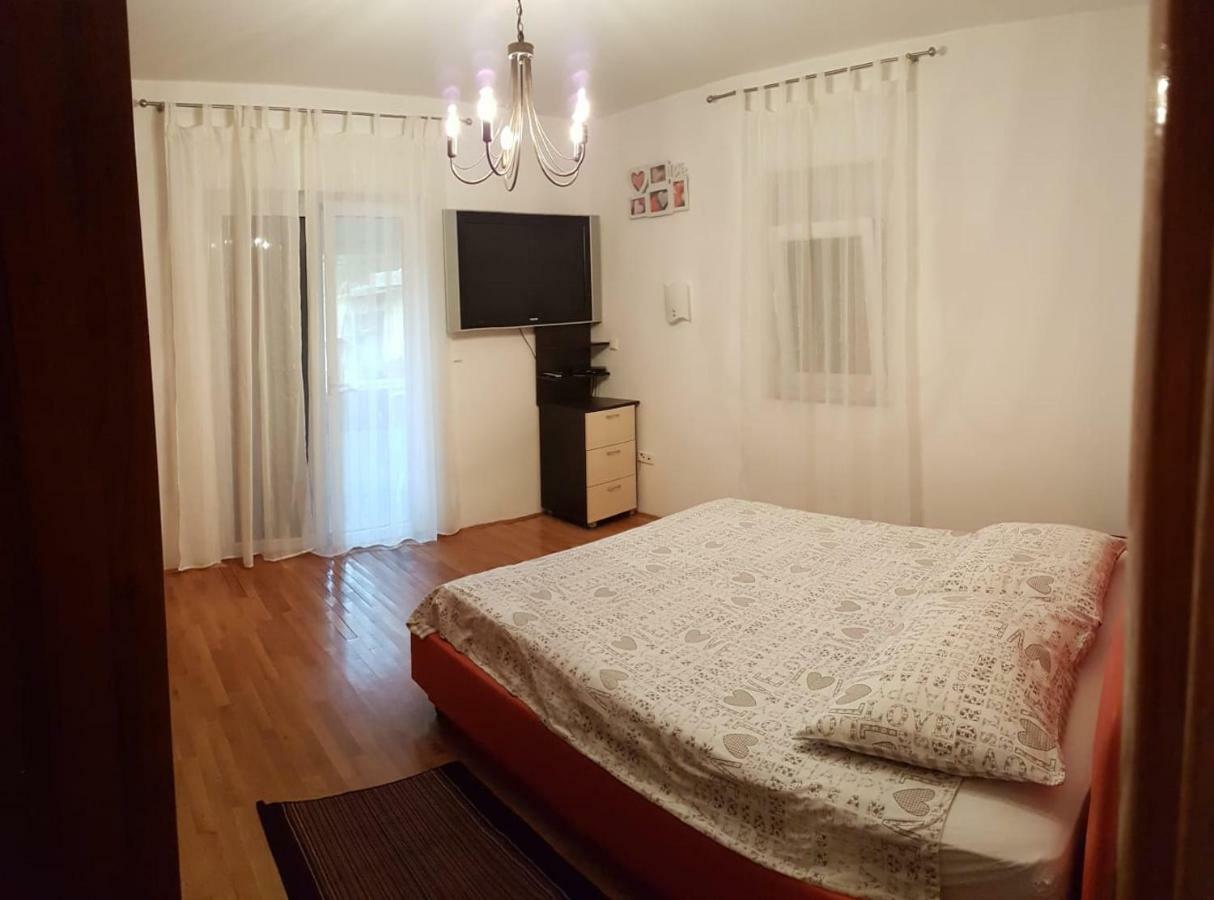 Apartman Leon Šibenik Buitenkant foto